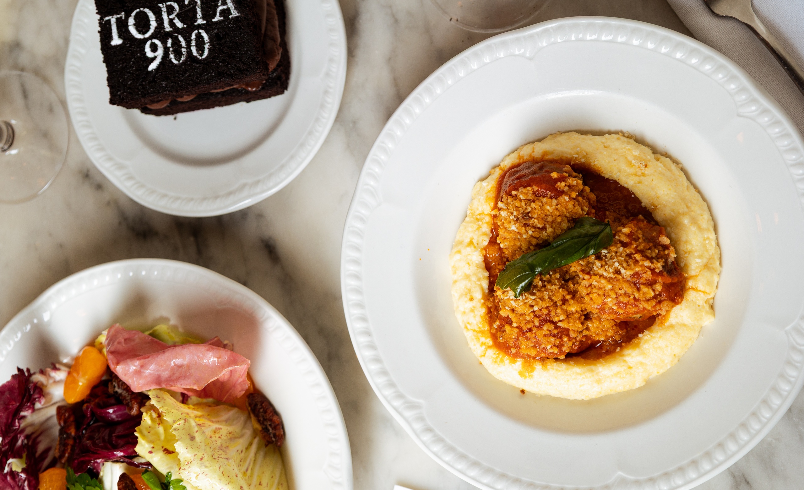 Express Menu plates at Mortimer House Kitchen