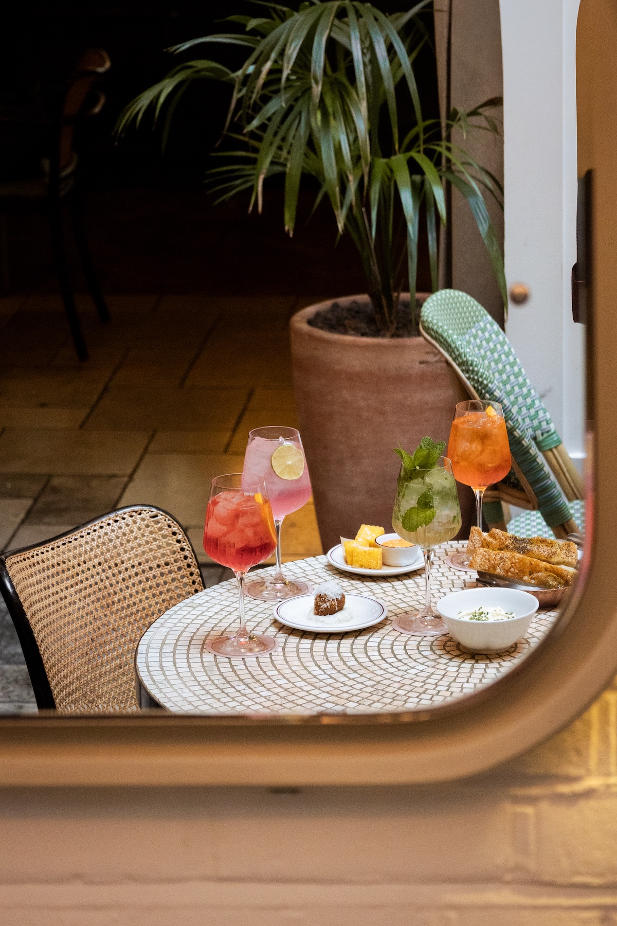 Aperol Spritz at Six